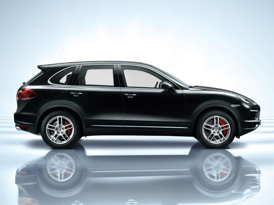  Porsche Cayenne Turbo 2011 года  (фото 19 из 20)